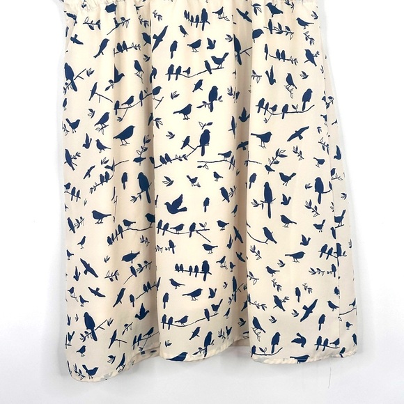 Olive & Oak Cream and Navy Bird Accent Shift Dress Size Medium - Picture 12 of 13